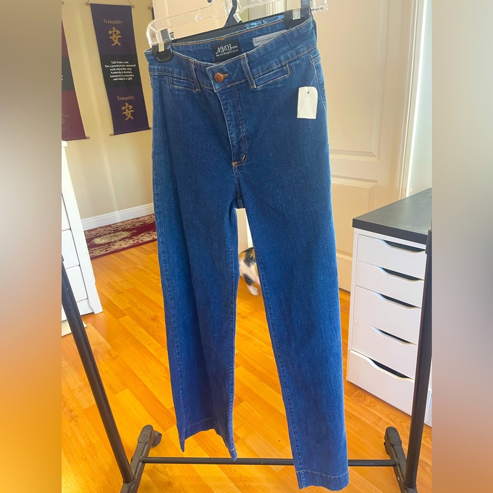 NWT NYDJ pants Sz. 2